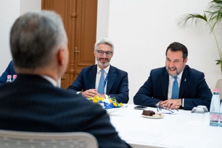 Matteo Salvini előbb Lázárral, majd Orbánnal is találkozott