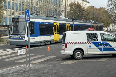 Újabb tram-train baleset