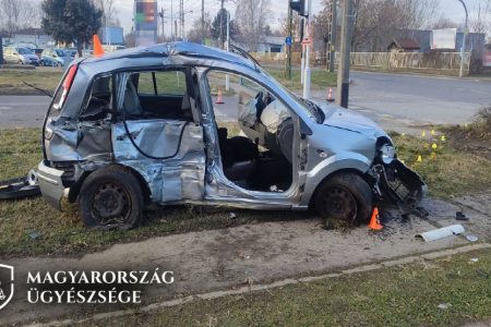 Elaludt a volán mögött, autóbusszal ütközött egy szegedi nő – videóval