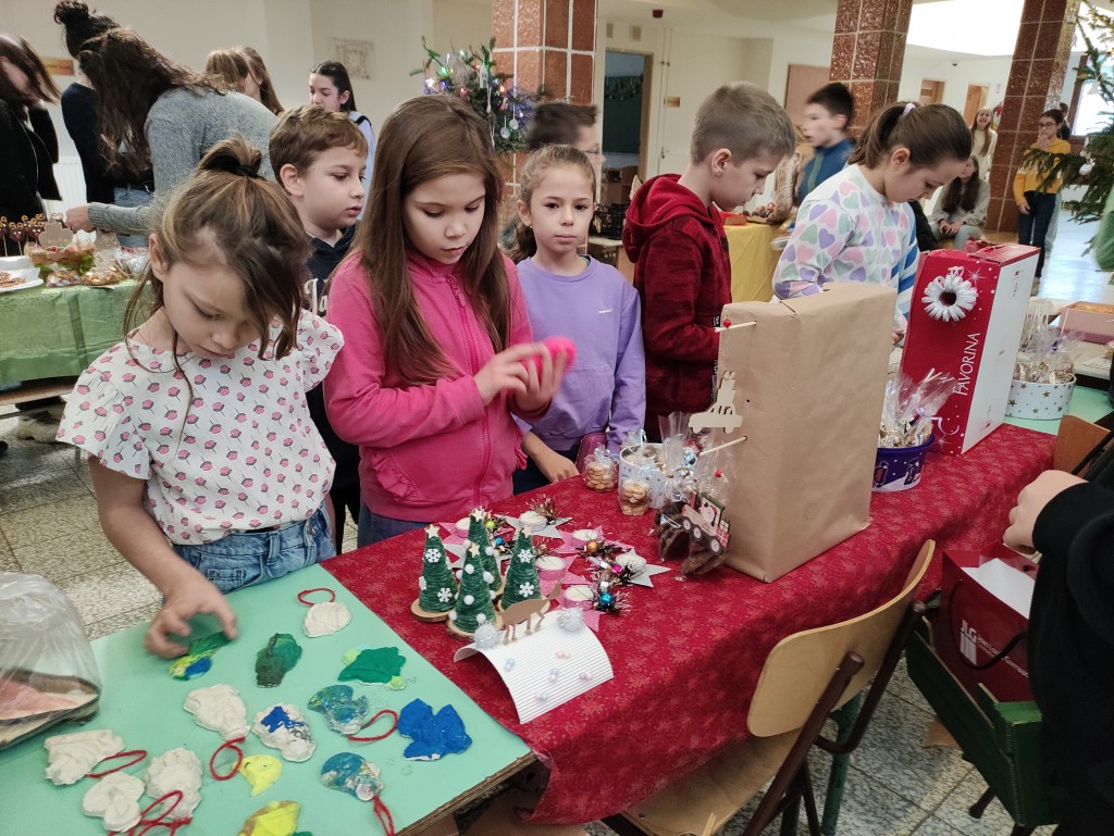 Luca-nap a kertvárosi katolikus iskolában (8)