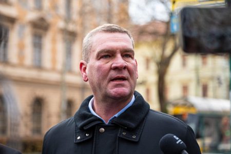 Botka László a Tisza Pártról: Majd eldöntik, hogy a felvállalhatatlan „óellenzék” részének tekintenek-e