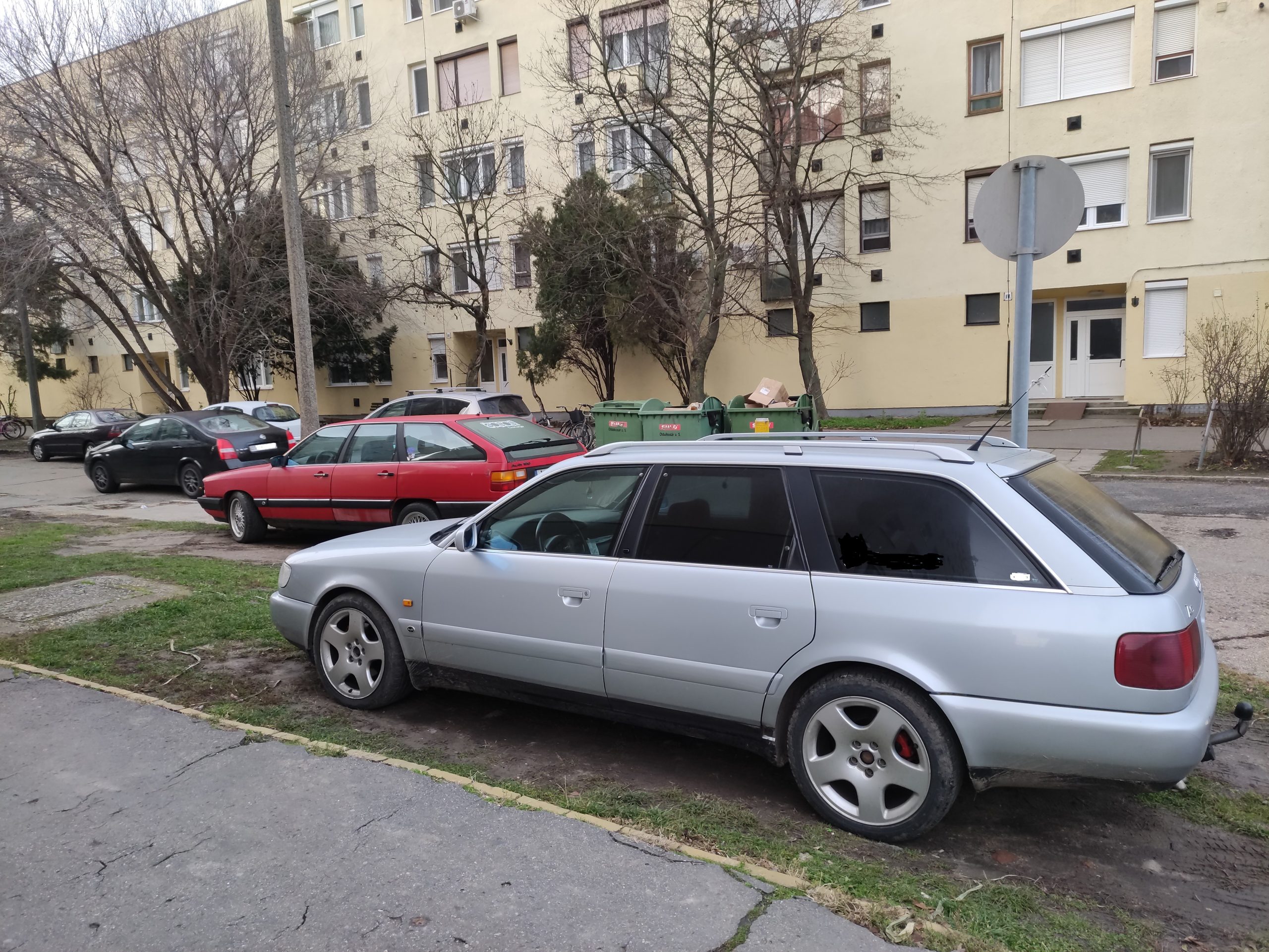 zöldterületi parkols (3)