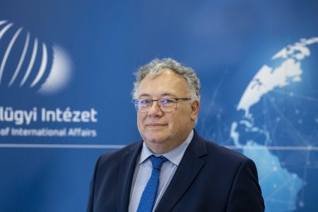 Érik az újabb botrány: kiutasíthatják a magyar nagykövetet Lengyelországból