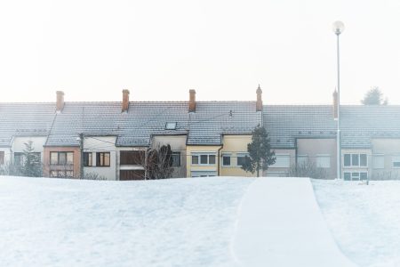 Újra vastag hóréteg került a Somogyi-dombra