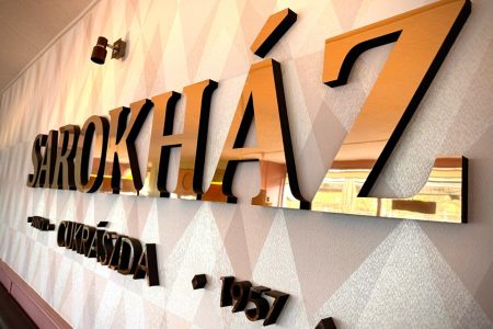 A Sarokház félretett a Bindzsi-sütiből, várják Majkát