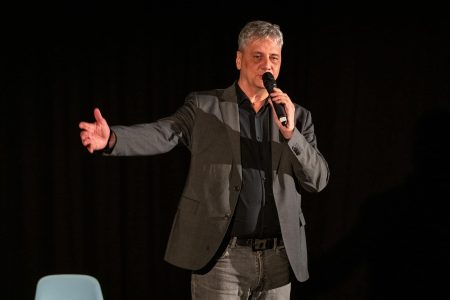 A DK elindul Magyar Péter ellen a hegyvidéki körzetben