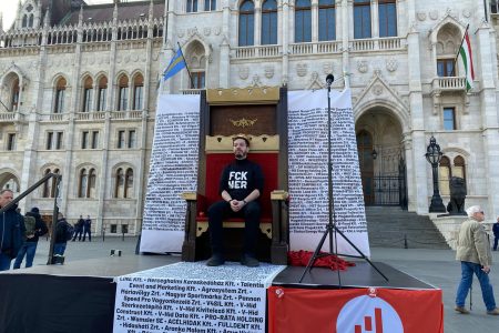 Nemzeti Oligarcha Napot szervezett az aHang