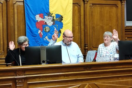 Nem ment át a Fidesz kastélyos népszavazási kezdeményezése